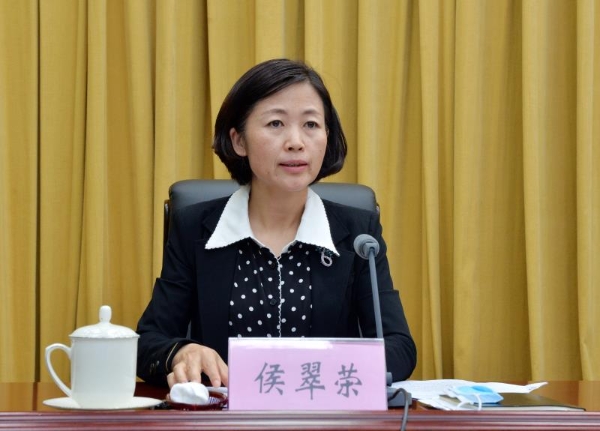 会上,侯翠荣就做好督察配合,边督边改,信息公开等工作提出了要求,并就