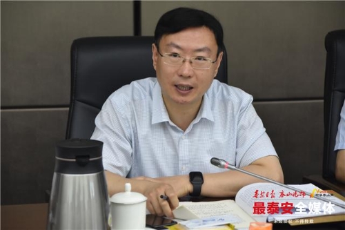 张涛主持召开第42次市政府常务会